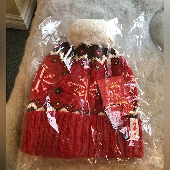 🛍️2 for$35🛍️NWT unisex Tim Horton toque with white Pom Pom - Picture 1 of 2